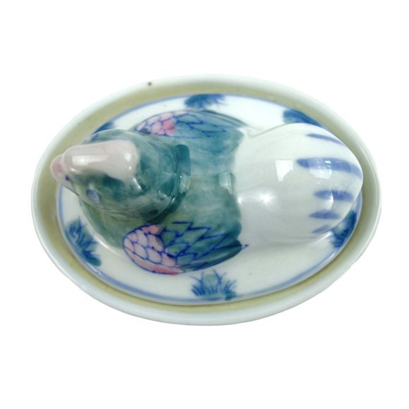 Asian Theme Hen Chicken in Nest Porcelain Trinket Box - Picture 3 of 9